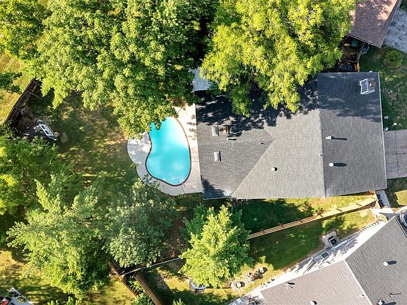 5th image of 1699 Woodman Dr