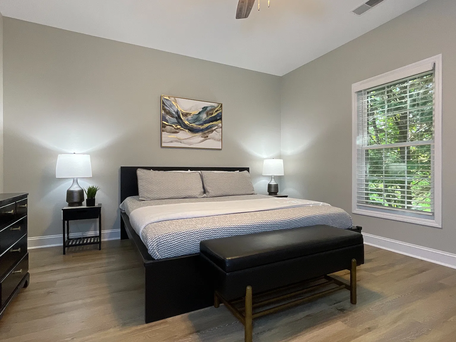 2 bed, $2,500 — Photo 3