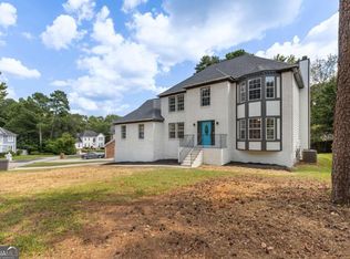 5668 Mountain Cres, Stone Mountain, GA 30087