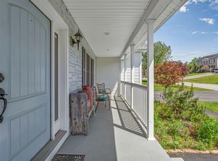 40 Hillview Drive, Bangor, ME 04401