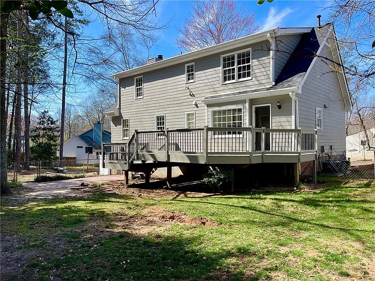 1721 Emerson Ct — Photo 32