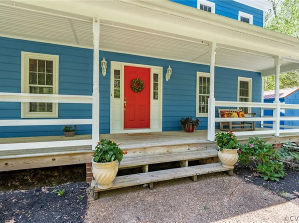 2715 Pine Ridge Ln, Powhatan, VA 23139