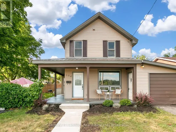 104 Creswell Dr, Quinte West, ON K8V 3G9