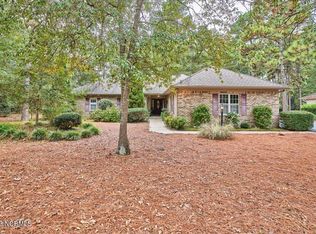 3 Avery Dr, Whispering Pines, NC 28327