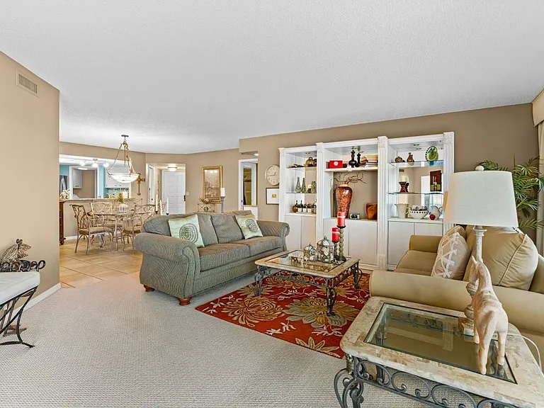 1815 Mooringline Dr #2E — Photo 26