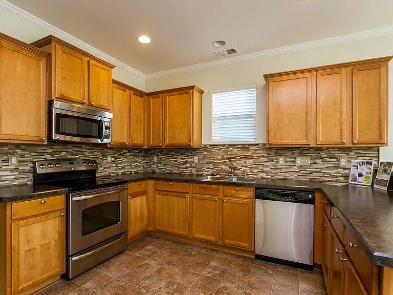 17204 Hampton Trace Rd — Photo 9