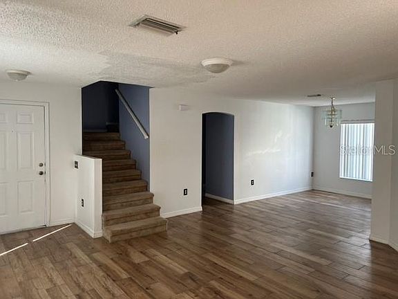 3rd image of 2509 Hamlet Ln