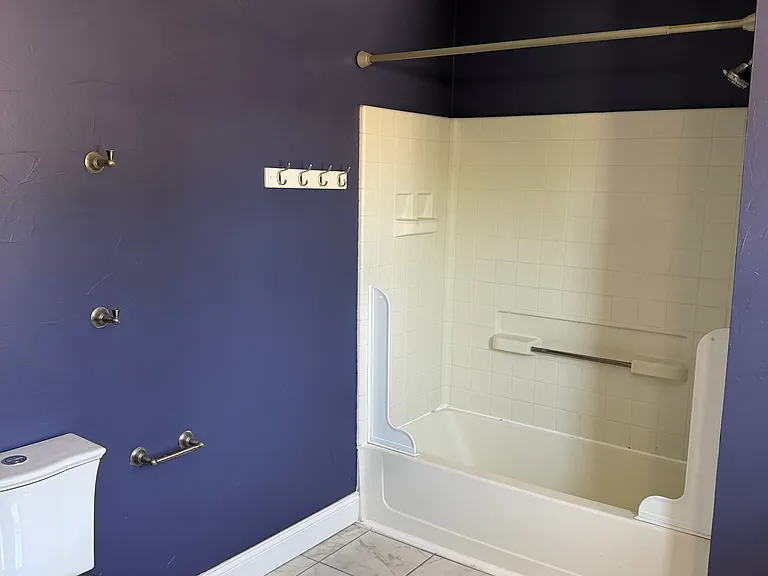 11131 Bayridge Cir W — Photo 26