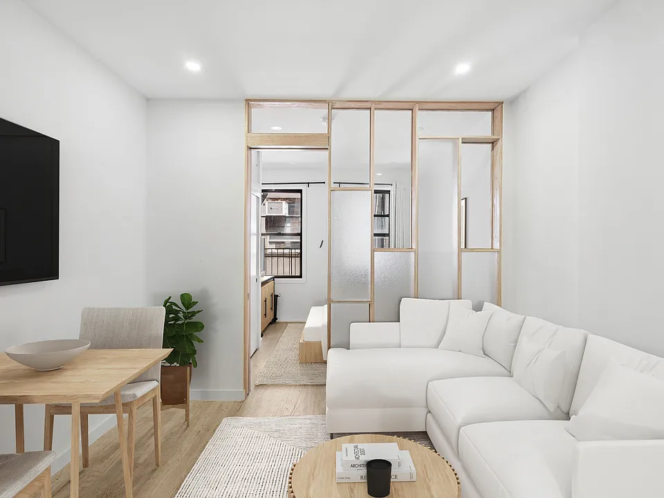 212 Lafayette St #4D