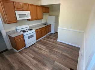 35-37 Elm St #35-1, Lowell, MA 01852