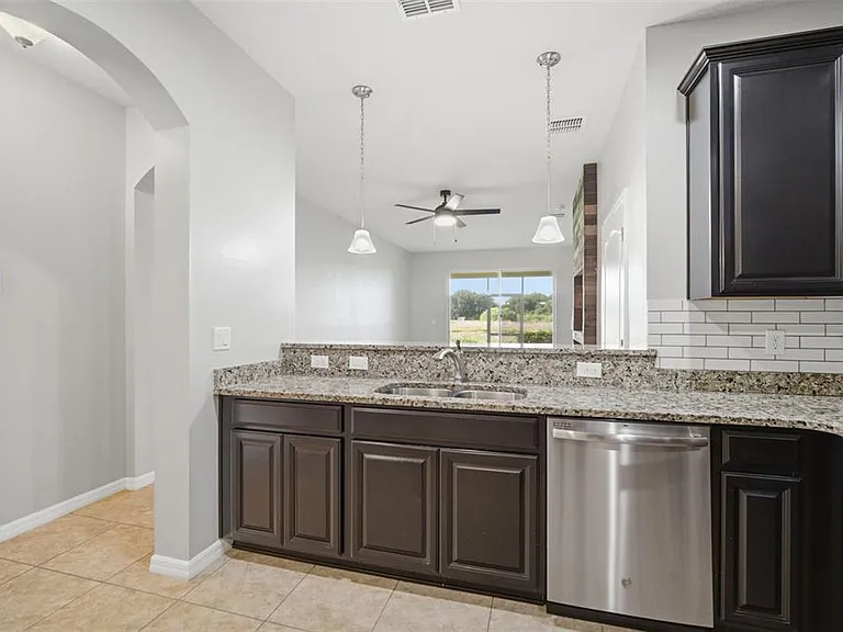 10903 Verawood Dr — Photo 7
