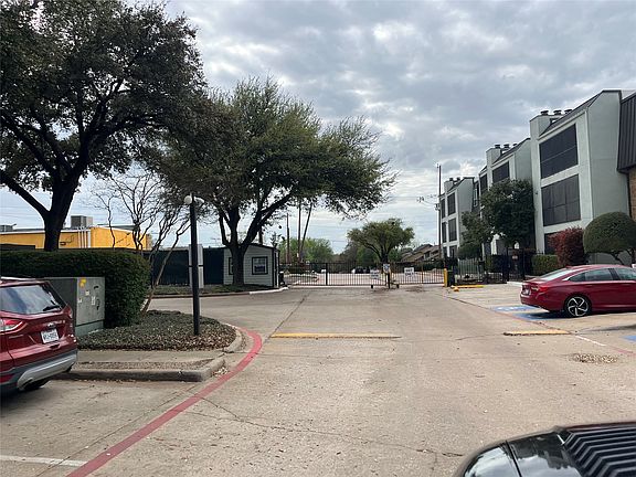 3rd image of 11470 Audelia Rd APT 162