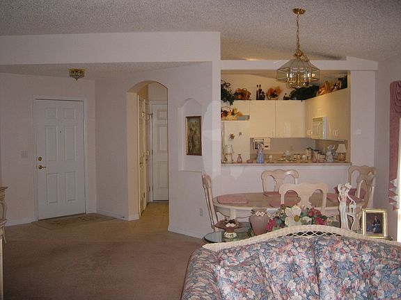 Dining Room/Kitchen