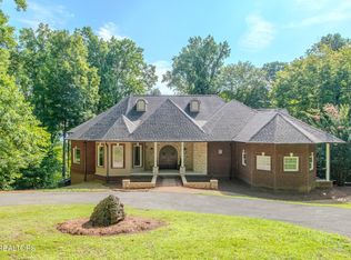 431 Thomas Loop Rd, Sevierville, TN 37876