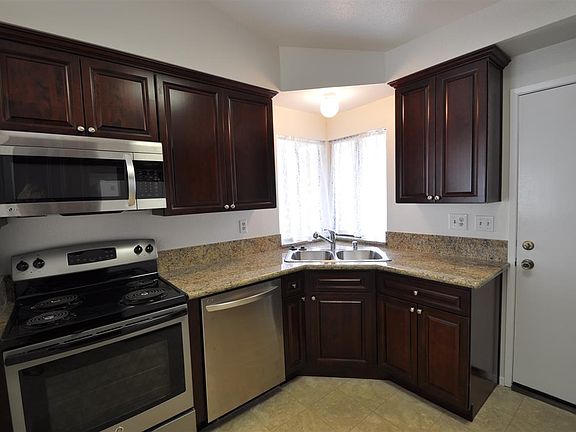 2nd image of 1008 Concord Ct