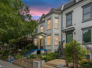 1360 Perry Pl NW, Washington, DC 20010