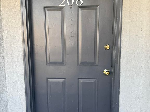 3rd image of 2201 Lake Ave APT 208