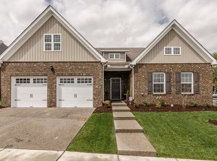 377 Lola Ln, Cottontown, TN 37048