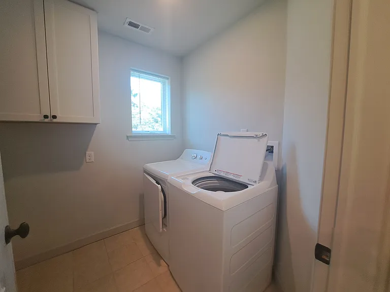 20416 Hopkins Rd — Photo 11