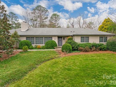 21 Pine Tree Cir, Asheville, NC, 28804