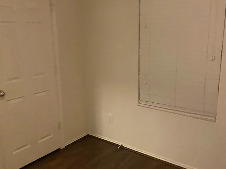 1721 Gayla Creek Dr — Photo 16