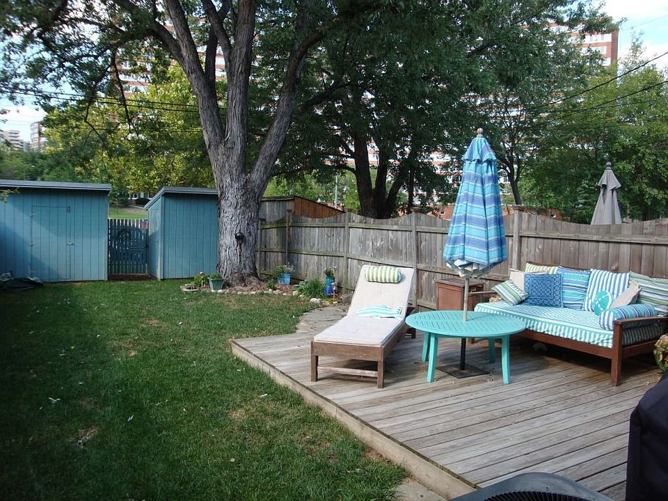 Relaxing Backyard