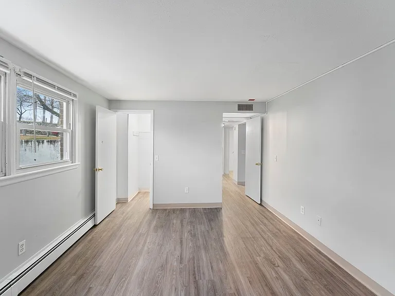 Hillside Terrace Apartments — Photo 79
