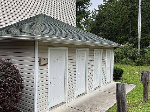 4th image of 200-500 Holly Pines Dr #512