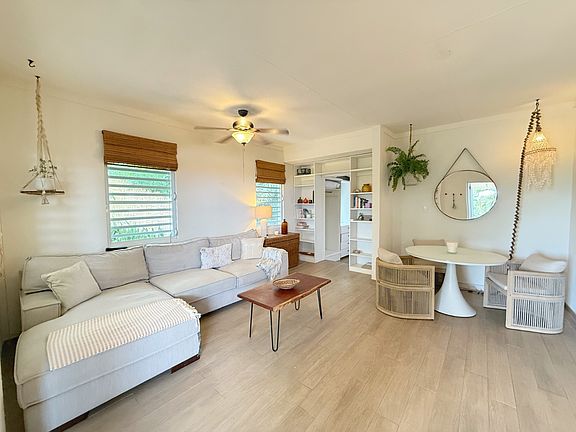 2nd image of 413 Sector Collazo