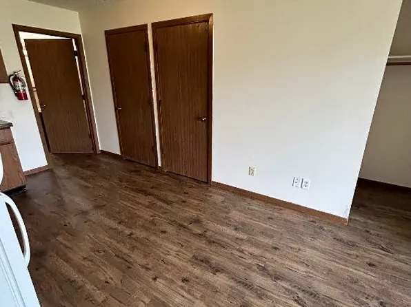 370 E Birch Ave, Barron, WI