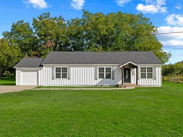 2005 Newport Rd, Weatherford, TX 76086