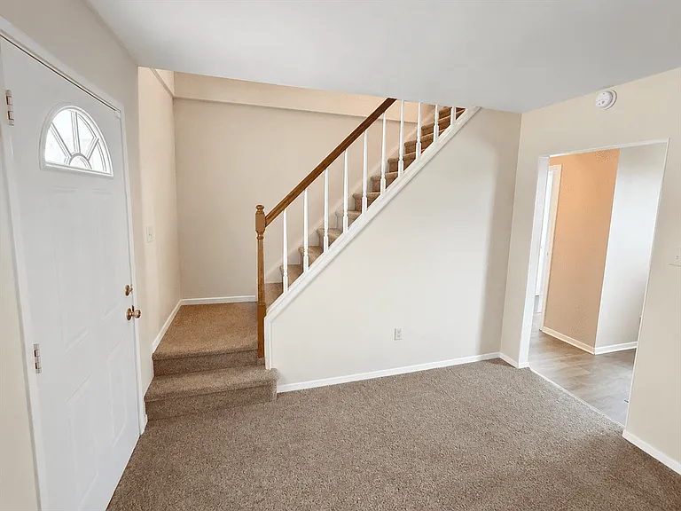 116 Woodgate Rd #116 — Photo 6