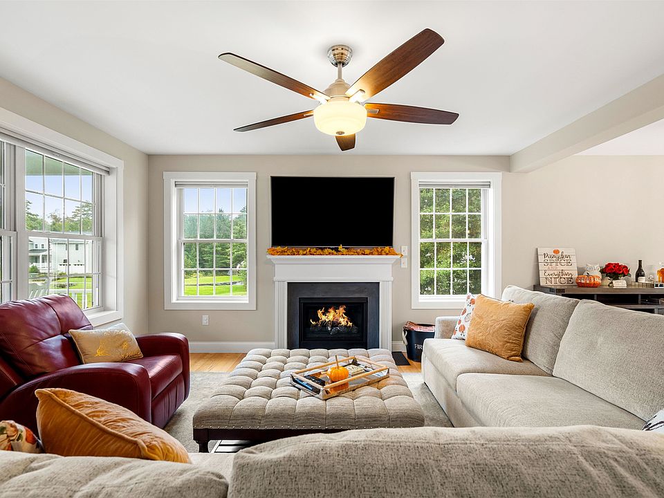 24 Chestnut Way, Lee, NH 03861 Zillow