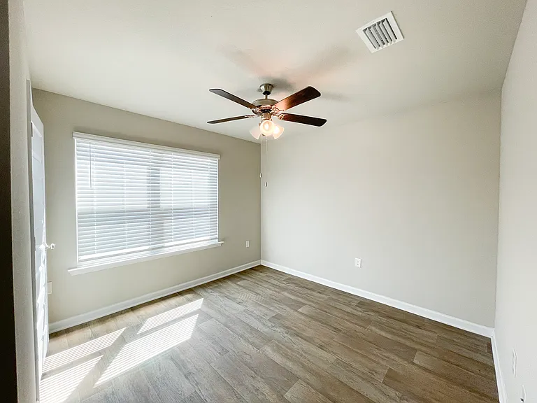 10252 Ruffian Rte — Photo 14