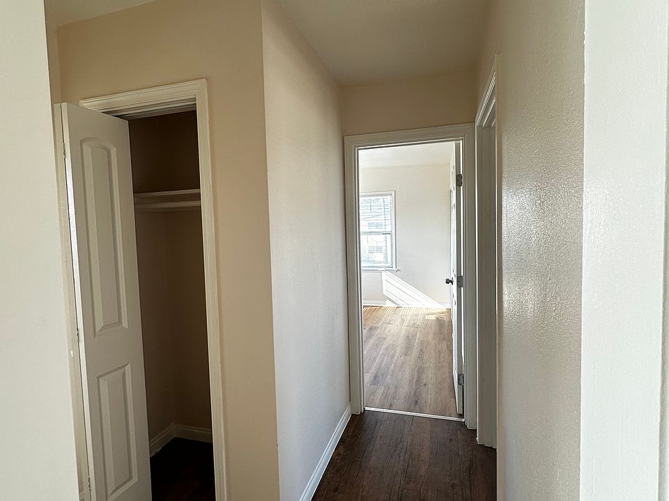 1st image of 610 E 99th St #9