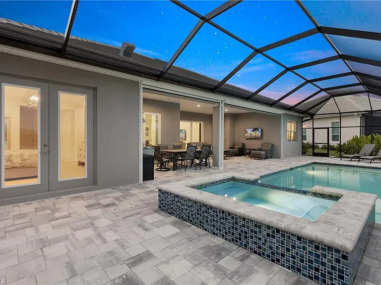 14265 Laguna Springs Ln — Photo 30