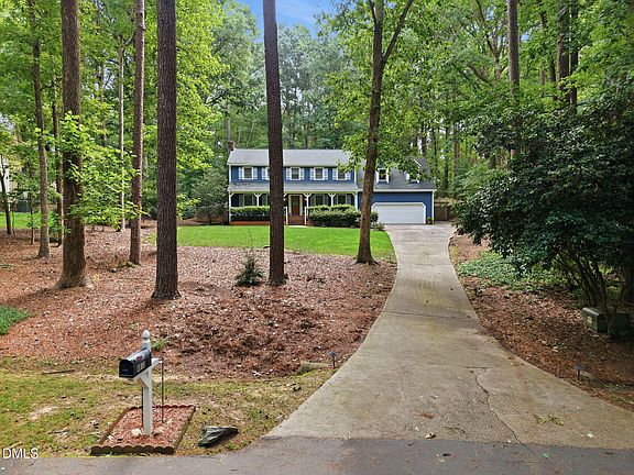3rd image of 4913 Springwood Dr