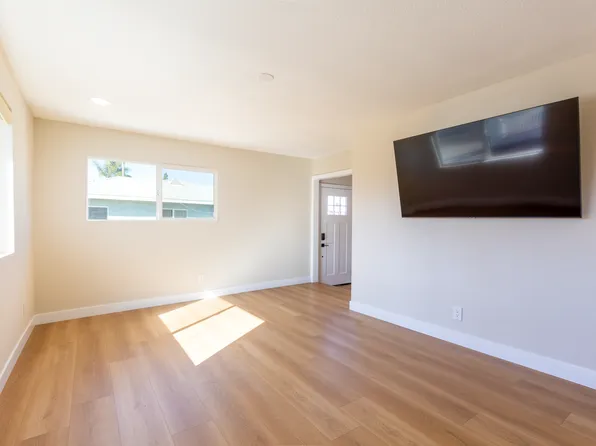 610 N Citrus Ave, Escondido, CA 92027
