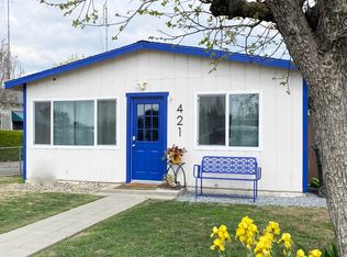 421 N F St, Exeter, CA 93221