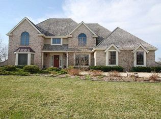 19285 Glacier Pkwy, Brookfield, WI 53045