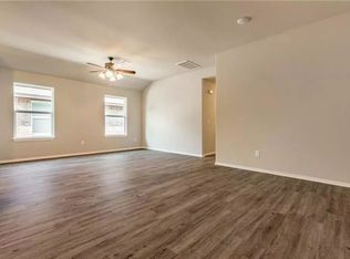 324 Chalk Hill Ct, Edmond, OK 73003