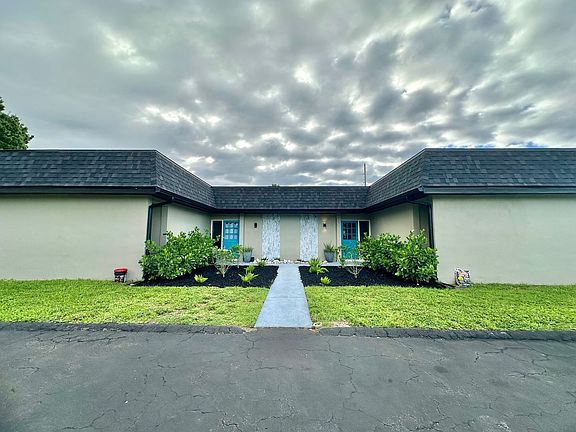 2nd image of 3629 SE 15th Pl