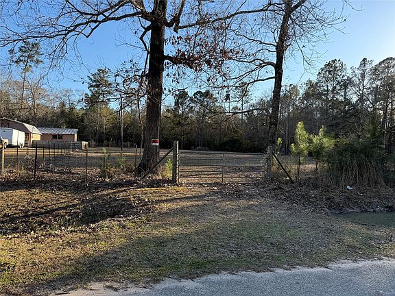 2nd image of 1621 County Road 308