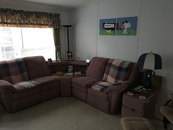 3rd image of 5084 E Woodland Dr