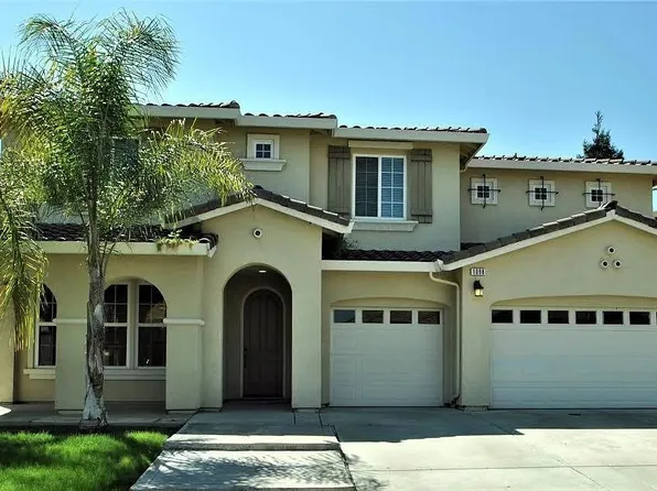 1098 N Perry Ave, Clovis, CA 93611