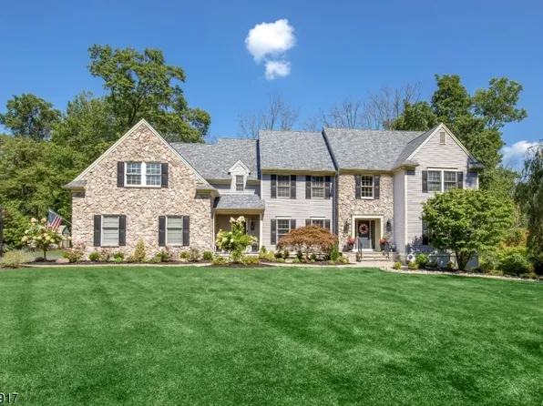 5 Runyan Pl, Chester Twp., NJ 07930