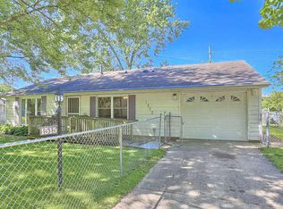 1515 Lincolnwood Dr, Urbana, IL