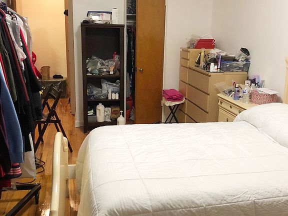 5th image of 21-30 33rd Ave #1B