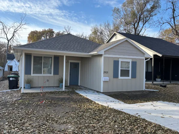 2921 Decatur St, Omaha, NE 68111