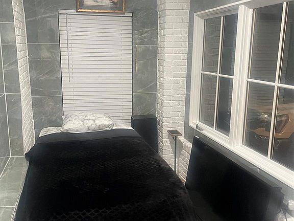 5th image of 2509 Ruth St